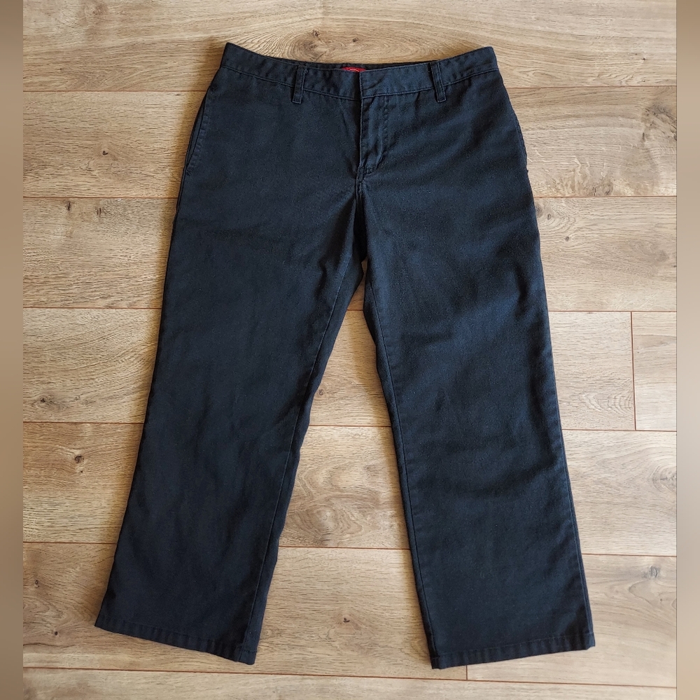 Black Dickie's Capris